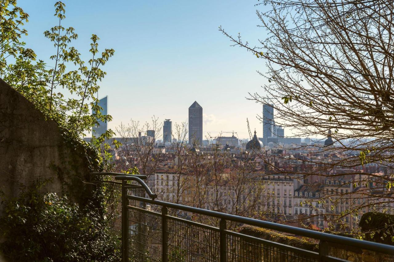 Beau Duplex Avec Jardin Et Vue Appartement Lyon Buitenkant foto